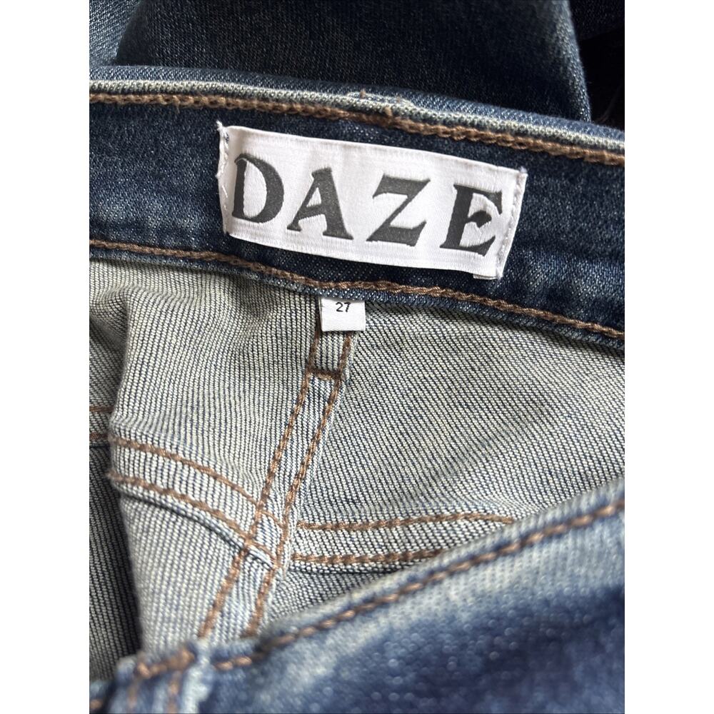 DAZE Denim High Rise Flare Jeans Womens 27 Dark Wash Hug Distressed Stretch Y2K - Picture 7 of 9